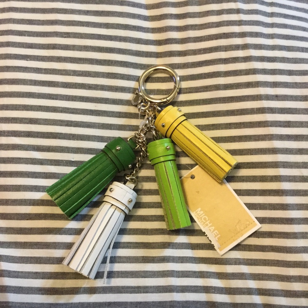 Michael Kors hang tag/fob